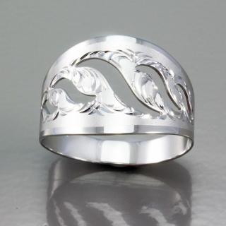 Zlatý prořezávaný prsten z bílého zlata 100559